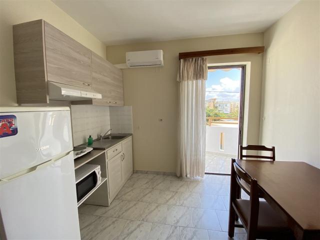 Řecko_Kréta_Réthymno_apartments_Domenica_042_side sea view apar