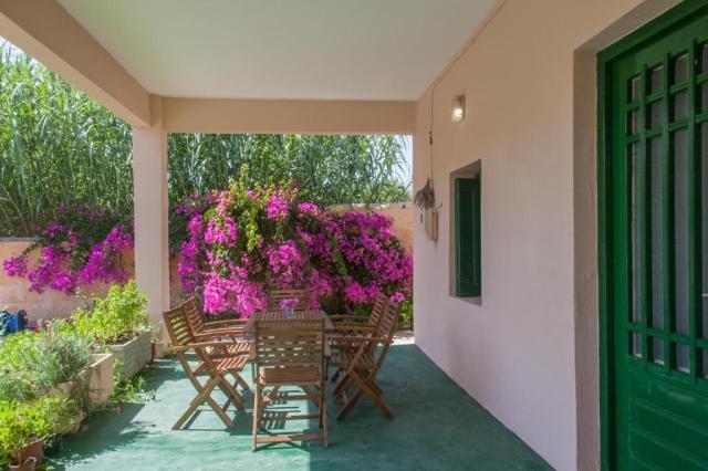 Řecko_Kréta_Réthymno_apartments_Domenica_053_house.jpg