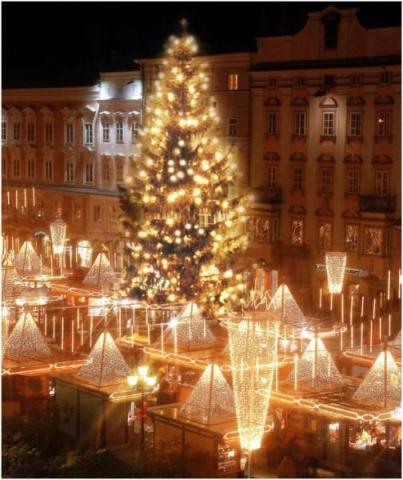 advent_v_krakově_krakow-vanocni-strom.jpeg