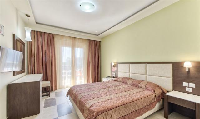 Řecko_Zakynthos_Laganas_hotel_Majestic_211.jpg