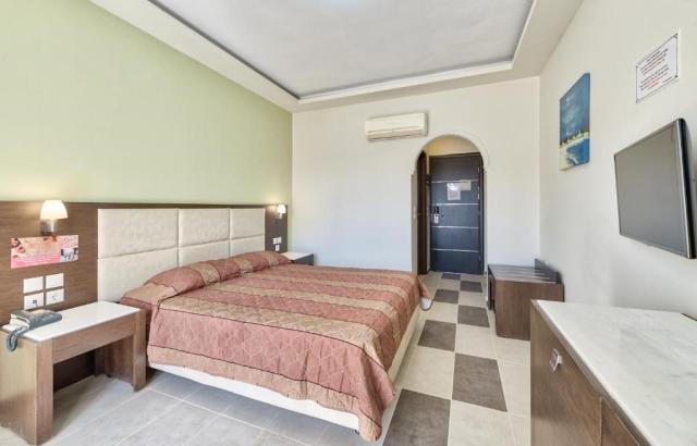 Řecko_Zakynthos_Laganas_hotel_Majestic_209.jpg