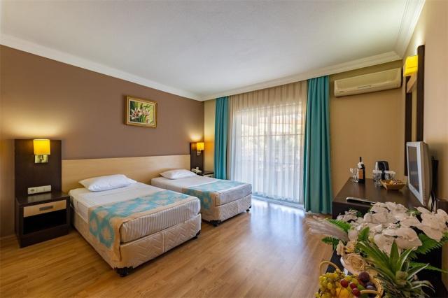 Turecko_Kemer_hotel_Viking_Nona_Beach_09.jpg