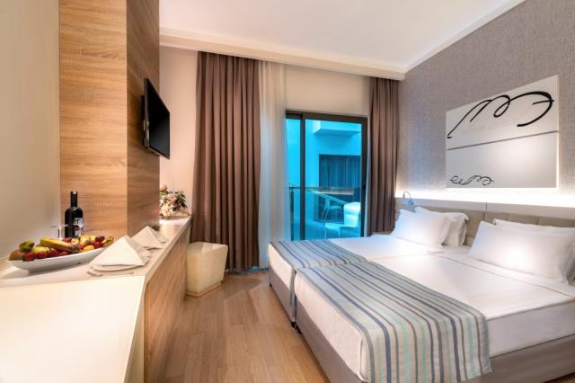 Turecko_Side_hotel_Orfeus_Queen_04.jpg