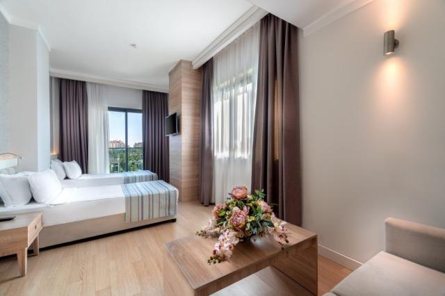 Turecko_Side_hotel_Orfeus_Queen_08.jpg