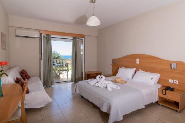 Řecko_Zakynnthos_Kypseli_hotel_Belussi_Beach_217.jpg