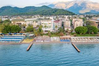 Viking Beach Hotel & Spa