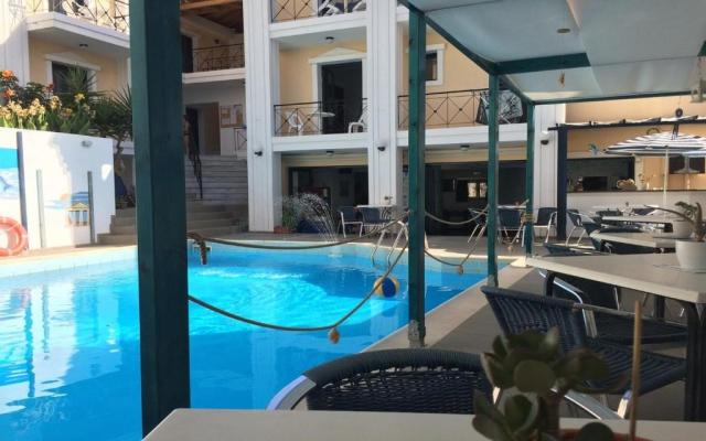 Řecko_kréta_Agia_Pelagia_aparthotel_Renia_06.jpg