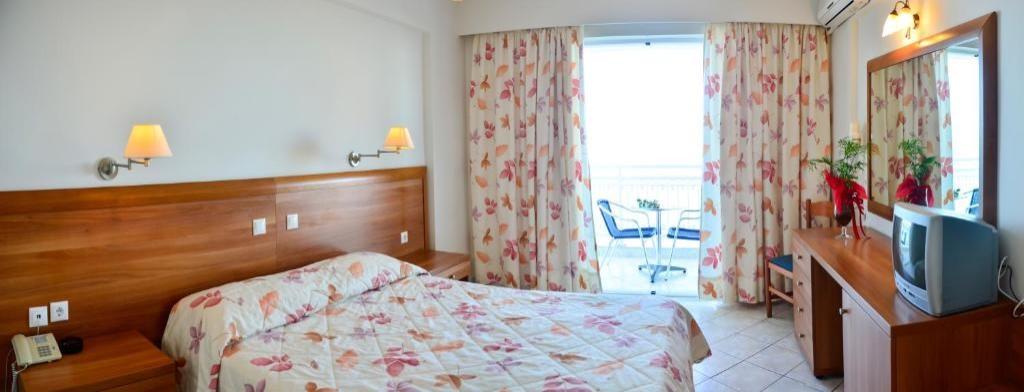 Řecko_Zakynthos_Argassi_Meridien_Beach_09.jpg