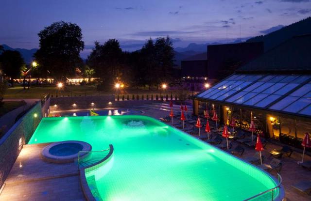 Bohinj Park Eko hotel - venkovní bazén