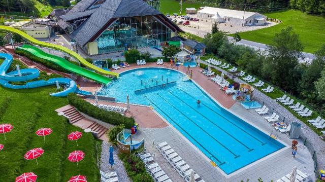Terme Snovik, venkovní a vnitřní bazény