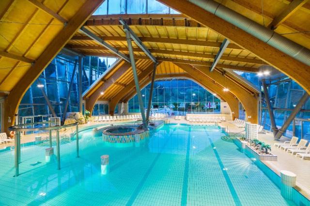 Terme Snovik, vnitřní bazény