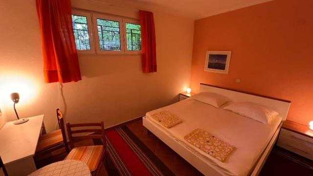 Apartmán 2+2, přízemí