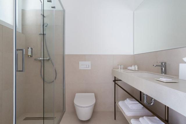 Standard double room, balcony 3