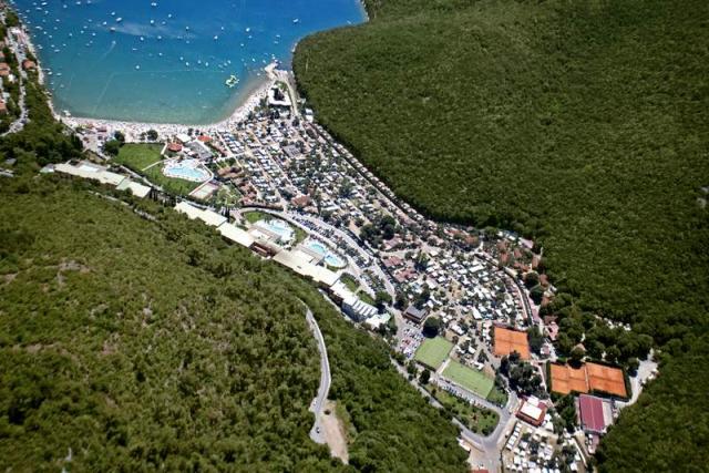 resort Maslinica (hotely, kemp)