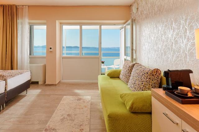 Hotel Pinija, Family Premium balcony sea view