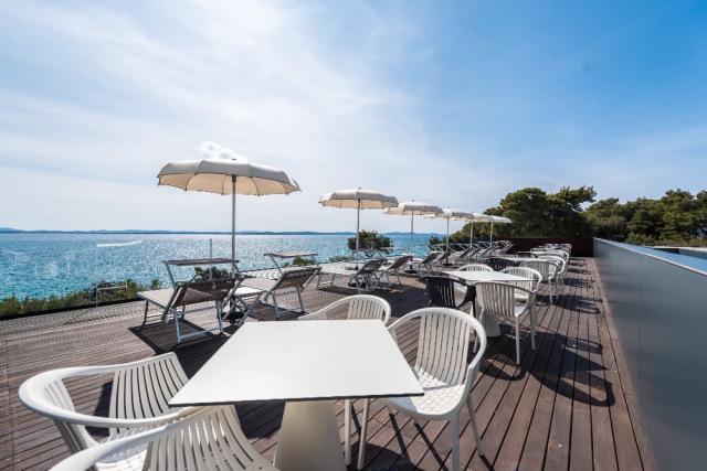 Hotel Pinija, Sunbathing area