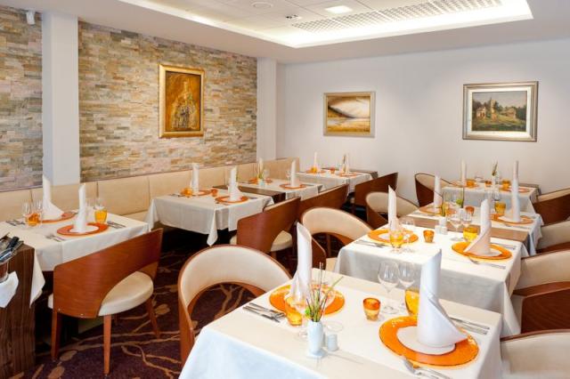 A la carte restaurant
