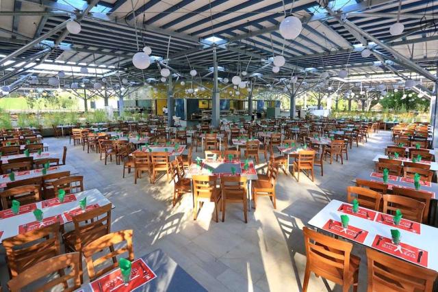 Pine Beach Pakoštane, restaurace
