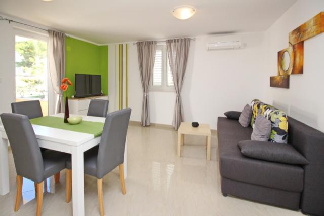 GORICA 2_apartmány pro 2 - 4 osoby, každý má svůj styl a design