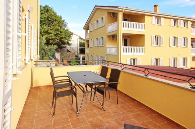 GORICA 2_apartmány pro 2 - 4 osoby, každý má svůj styl a design