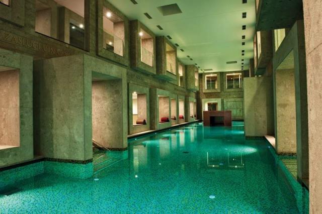 Rimske terme, vnitřní bazén