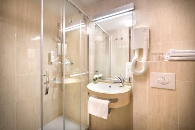 Room for 2 (LSU2PB)