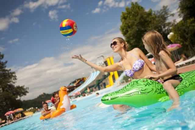Aqualuna Terme Olimia, otevřena v letních měsících