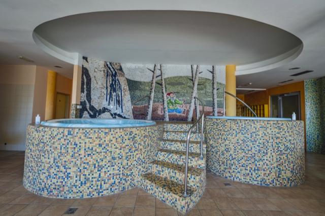 WELLNESS-SPA-RESORT