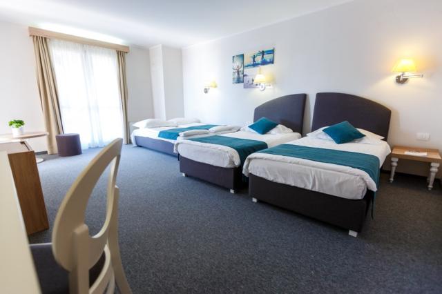 mirna-family-room