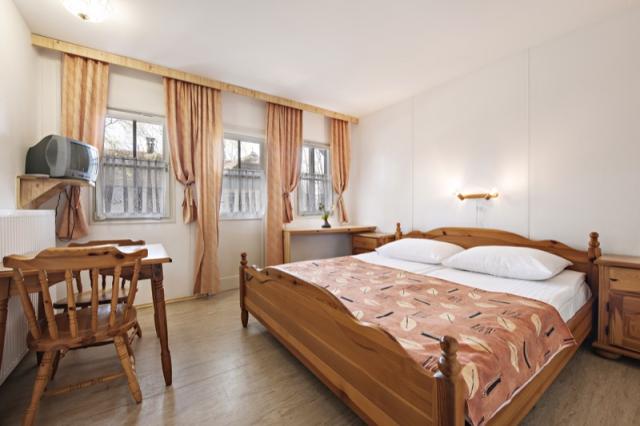 Bungalovy Termal_pokoj 1/2