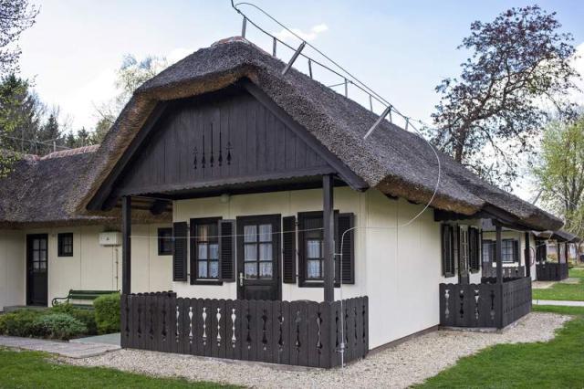 Bungalovy Terme 3000