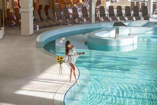 hotel Ajda****, vnitřní bazén