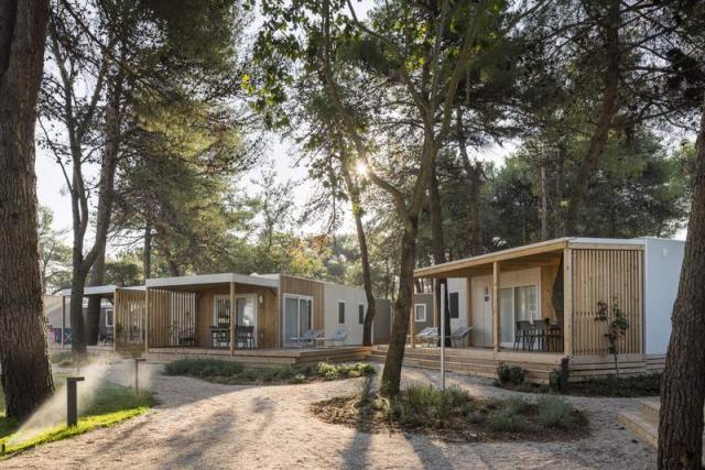 Mobilní domky - různé typy,  Falkensteiner Premium Camping Zada
