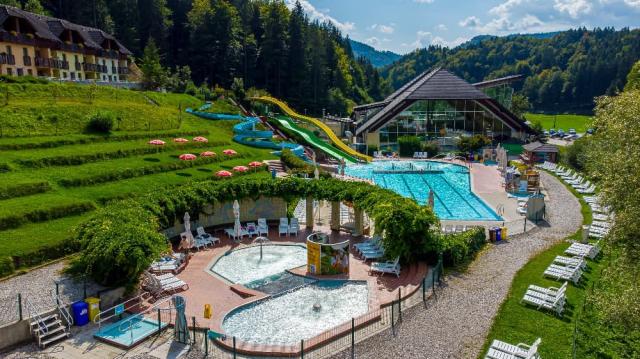 Terme Snovik, venkovní a vnitřní bazény