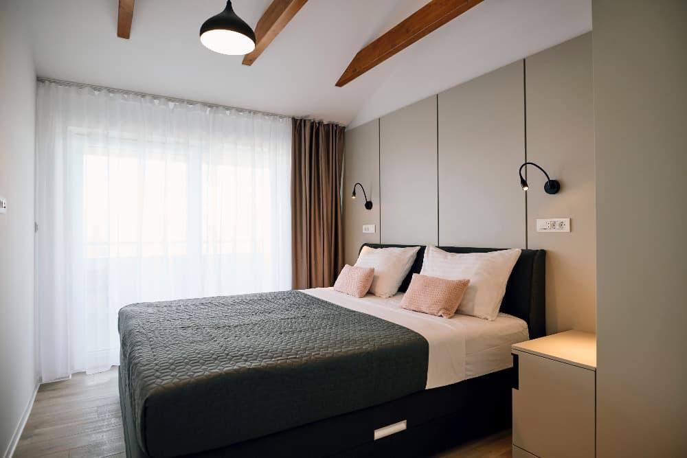 TB_Bedroom1_02
