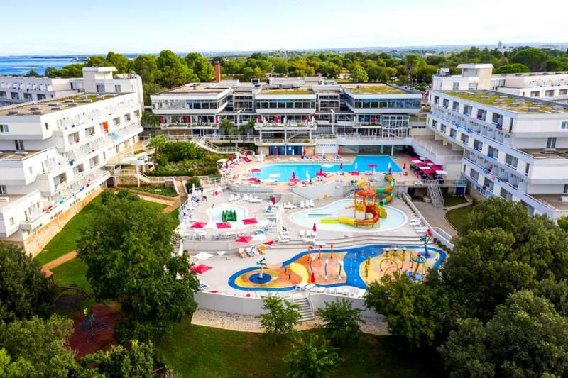 Hotel_Delfin_Plava_Laguna_2020