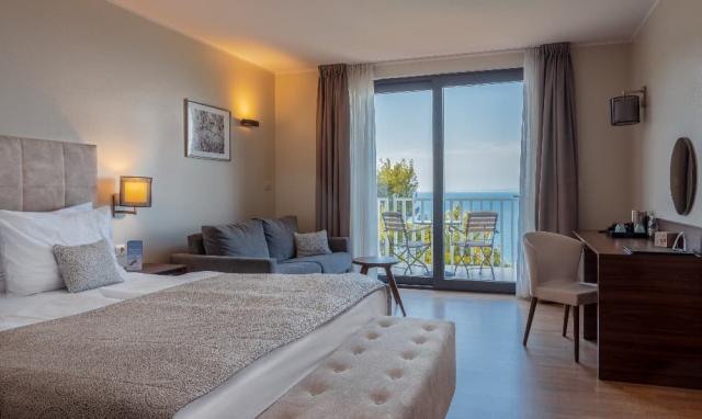 Cliff - Superior dbl room, balcony, sea view (1)