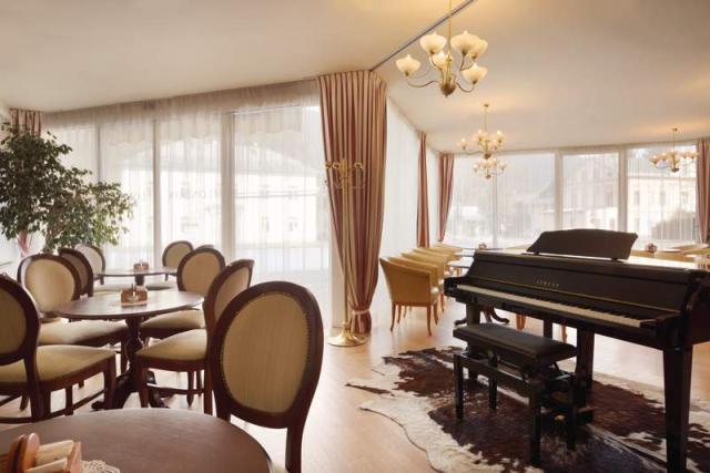 Ramada Hotel & Suite