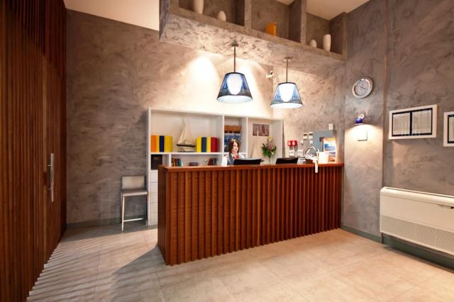Crvena Luka hotel IN, recepce