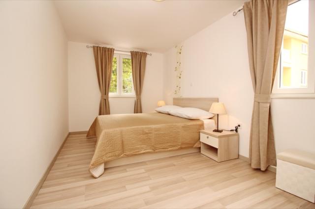 GORICA 2_apartmány pro 2 - 4 osoby, každý má svůj styl a design