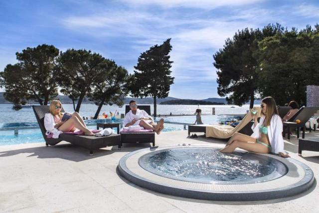 Hotel Adriatic, Biograd na Moru