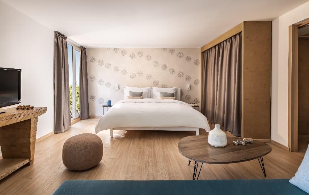 Deluxe Family Suite