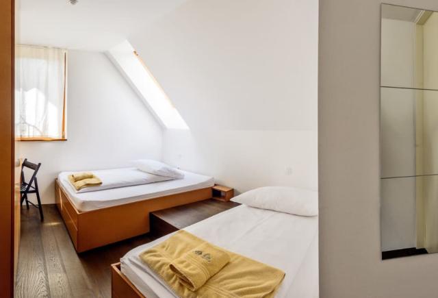 Apt. 3-5 osob • Hotel Sanje ob Soči
