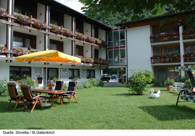 3Silvretta_StGallenkirch2r-13