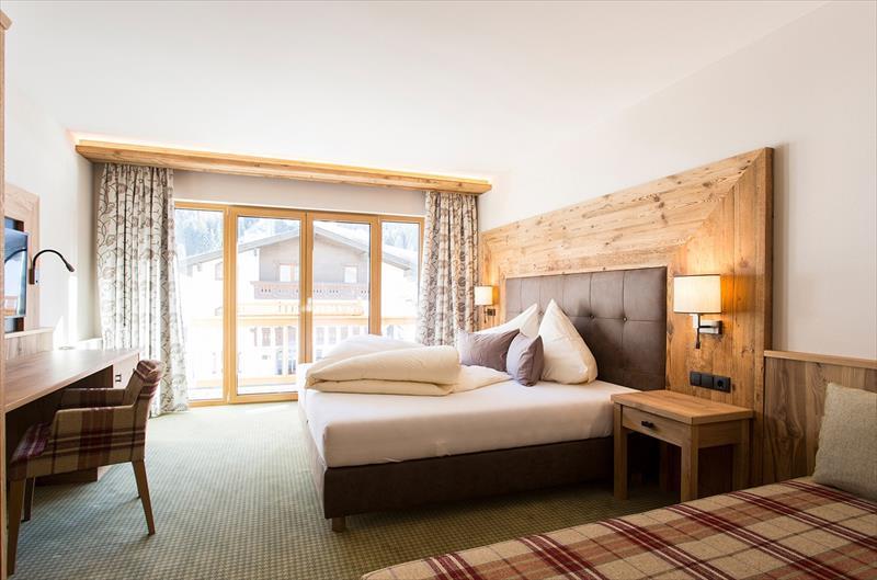12hotel_glockner_mathon_130120_14428_9