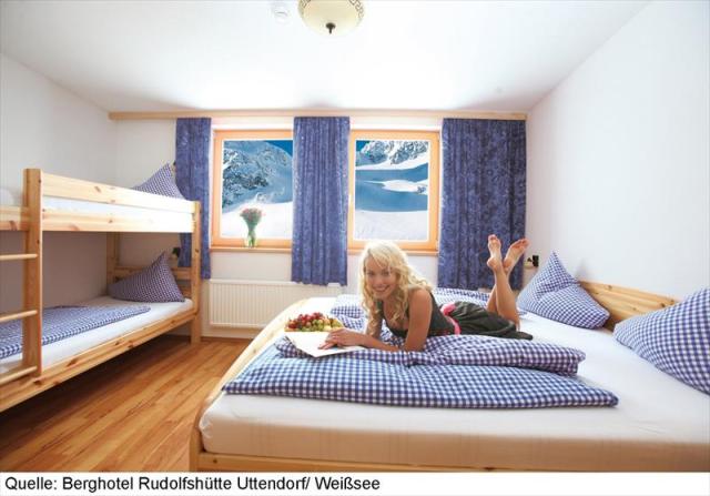 5Berghotel Rudolfshuette Uttendorf_Wei+čsee4d-11