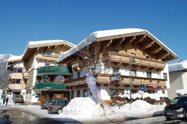 1edelweiss-hotel-edelweiss