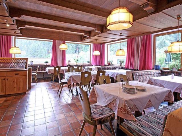 8gasthof_stube_alpengasthof_baerenbad