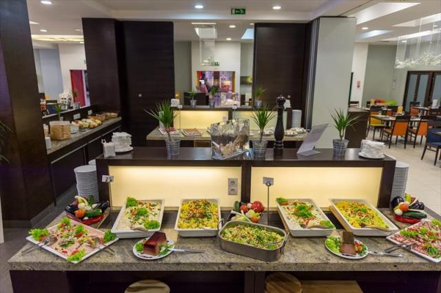 17park_inn_sarvar_sarvar_230719_9698_9
