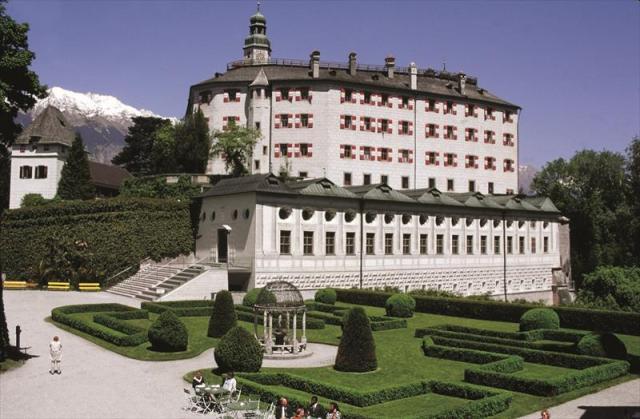 Innsbruck.Ambras01